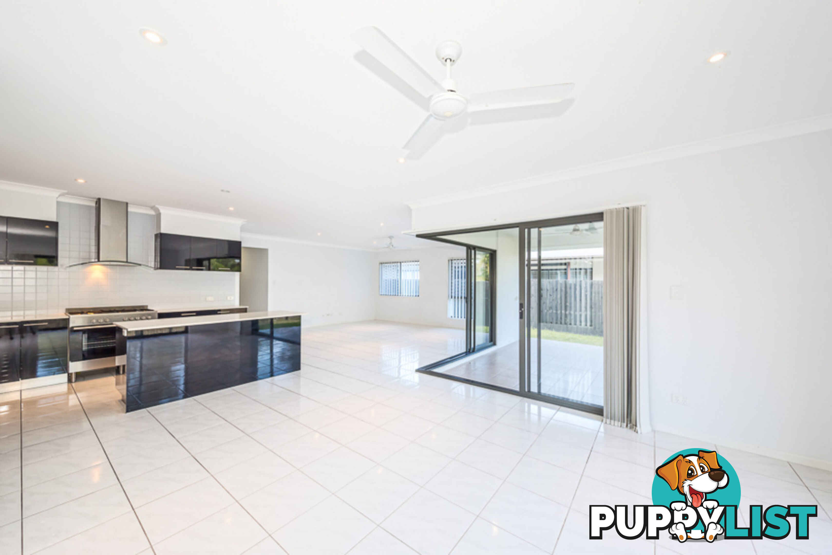 13 Vanillalily Close BANKSIA BEACH QLD 4507
