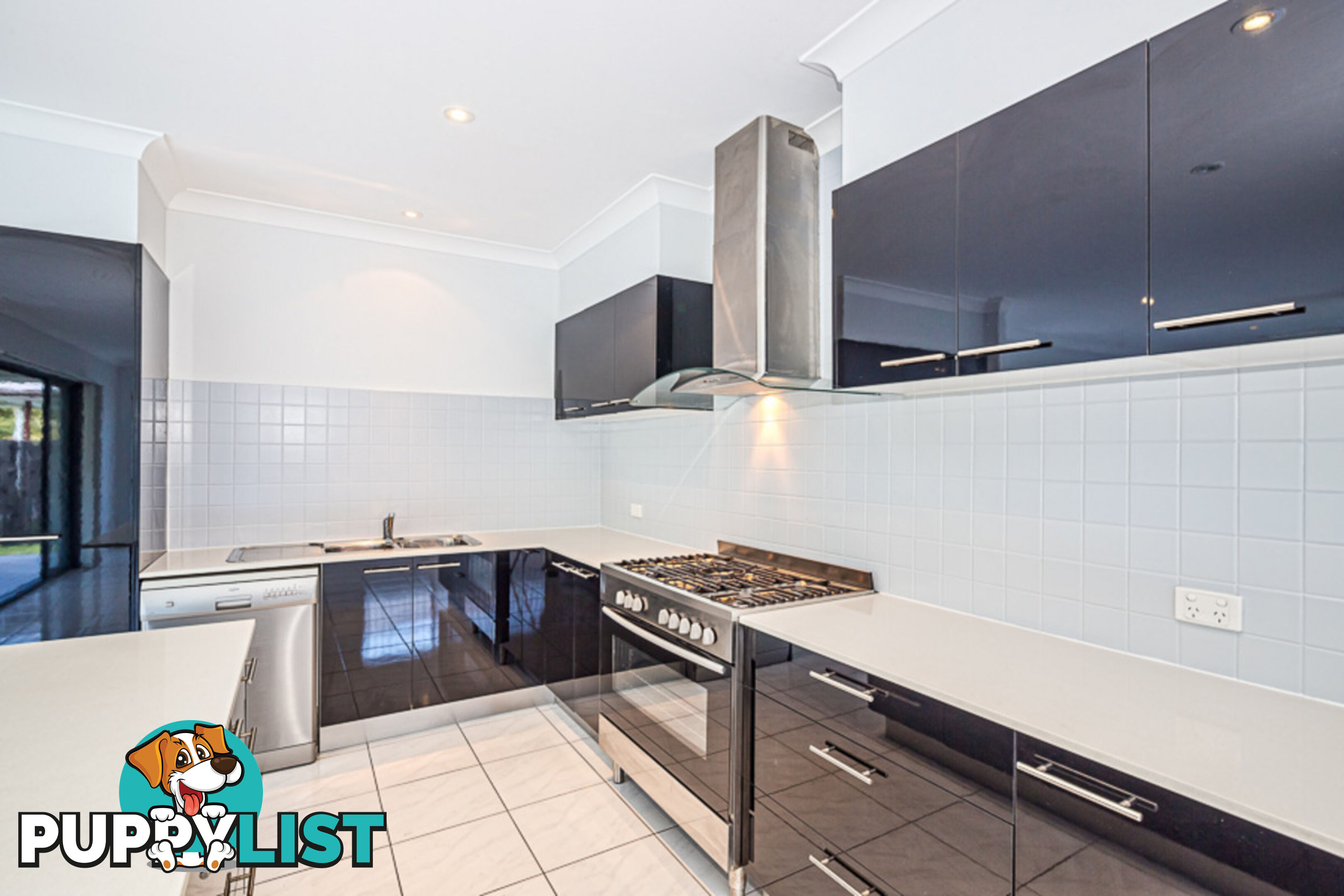 13 Vanillalily Close BANKSIA BEACH QLD 4507