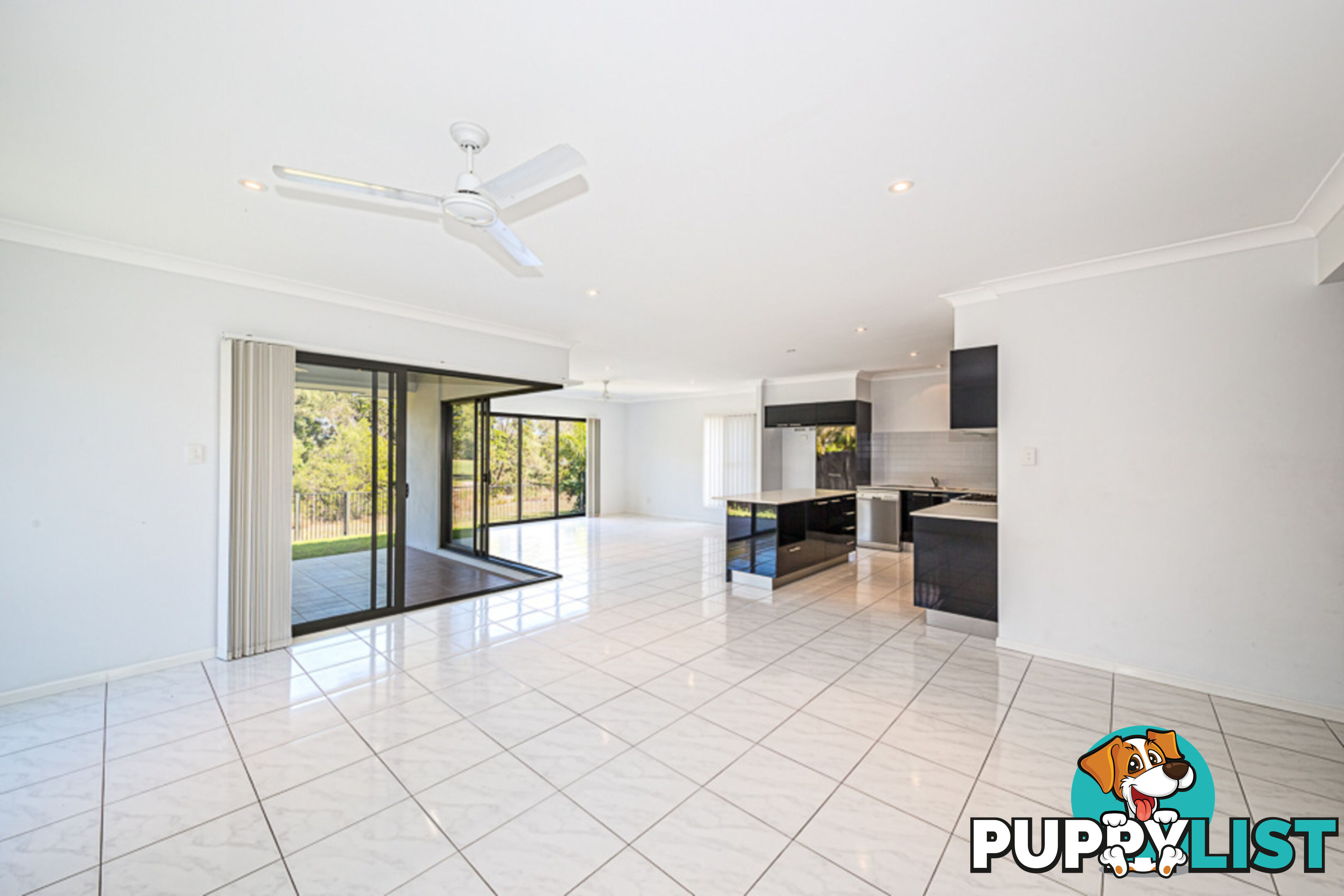 13 Vanillalily Close BANKSIA BEACH QLD 4507