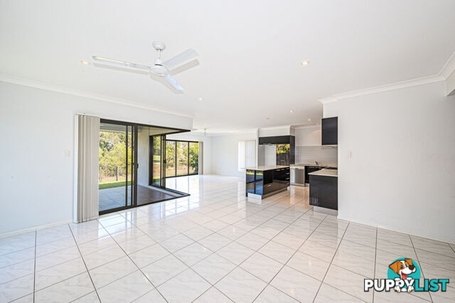 13 Vanillalily Close BANKSIA BEACH QLD 4507