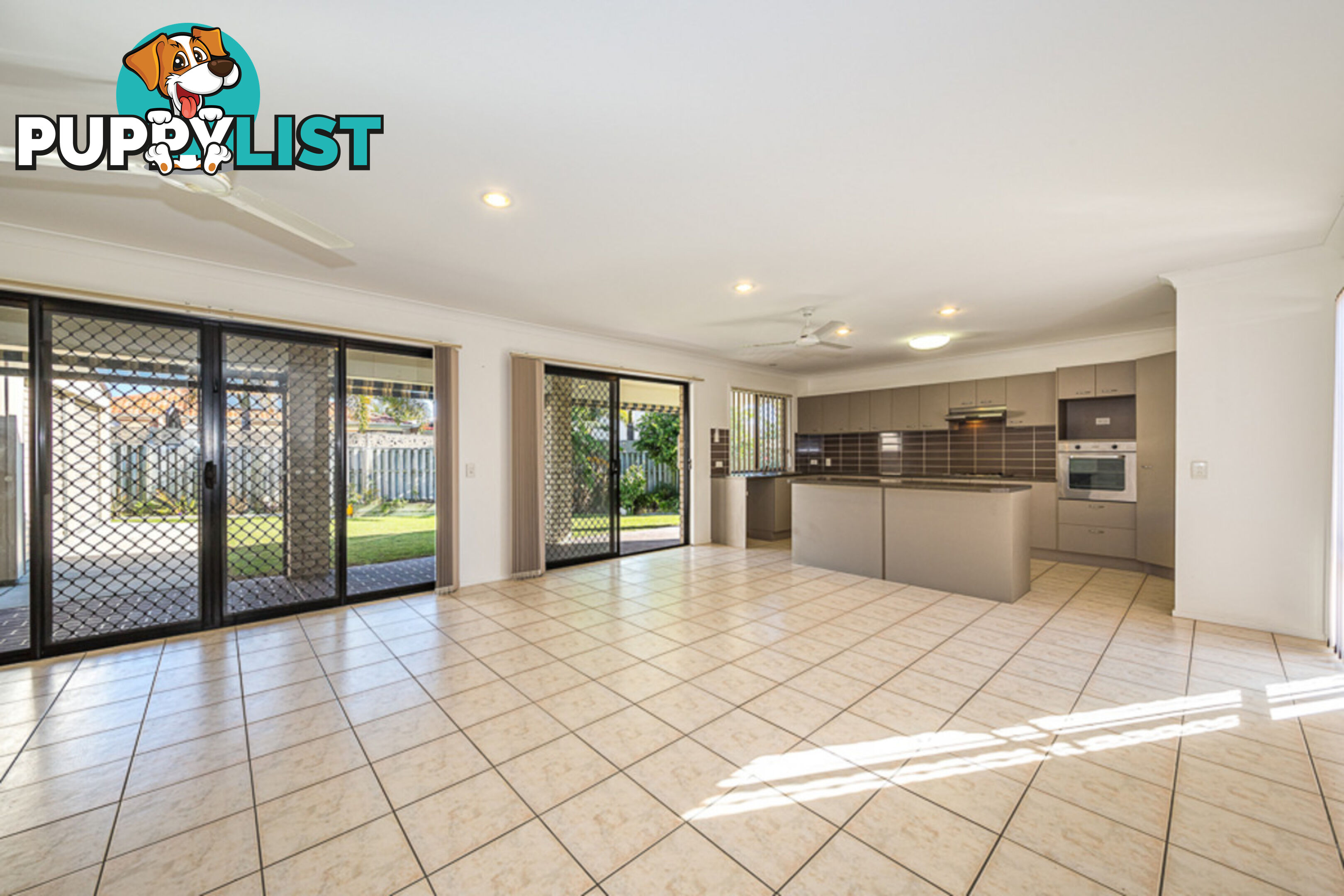 3 Middle Cove Court SANDSTONE POINT QLD 4511