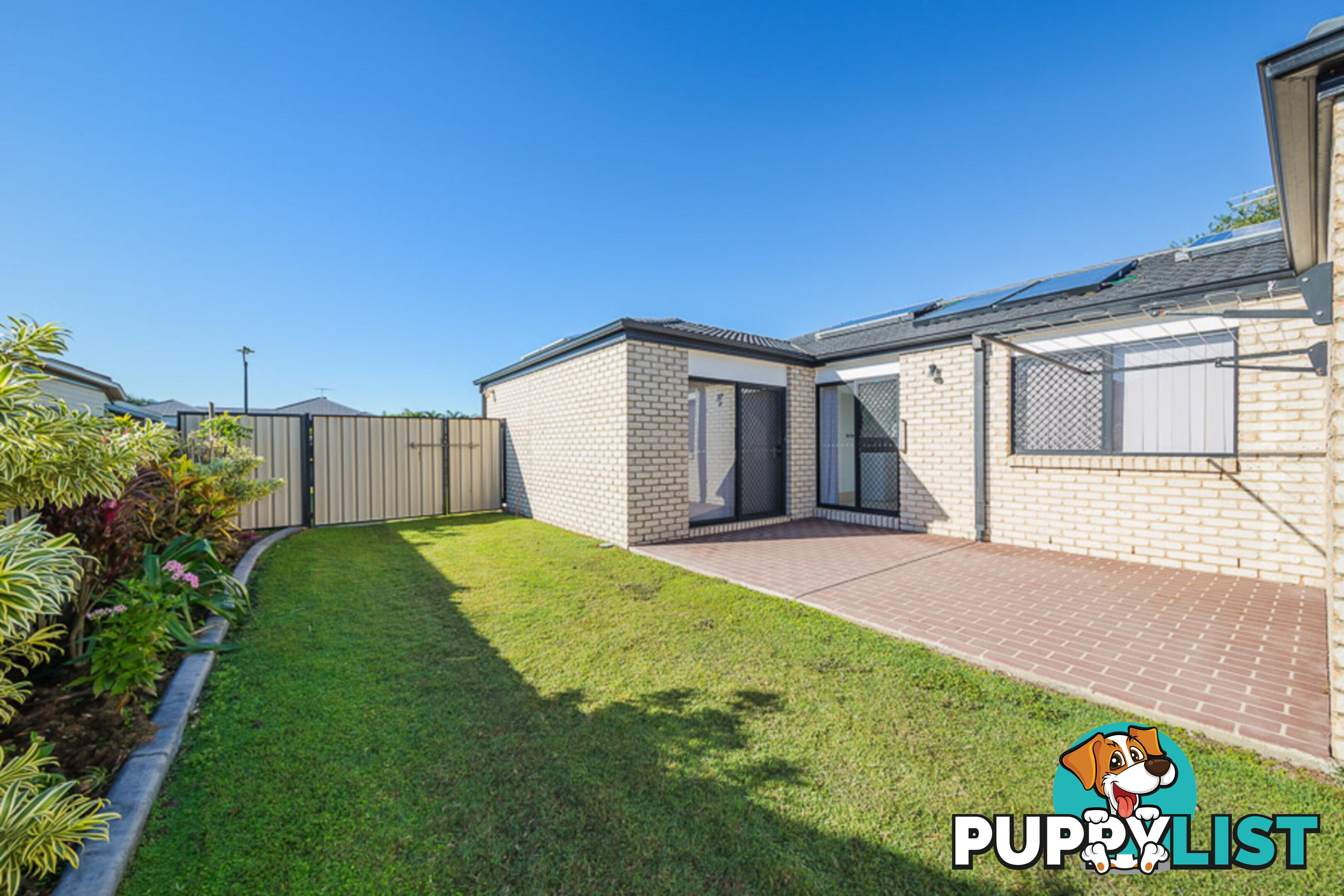 3 Middle Cove Court SANDSTONE POINT QLD 4511