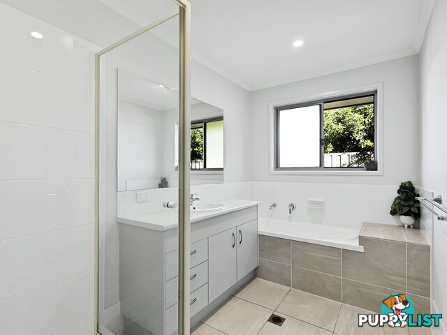 21 Grasstree Place NINGI QLD 4511