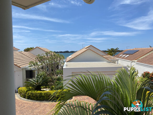 14/18 Spinnaker Quay SANDSTONE POINT QLD 4511