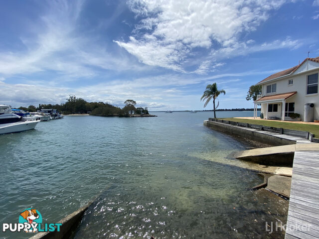 14/18 Spinnaker Quay SANDSTONE POINT QLD 4511