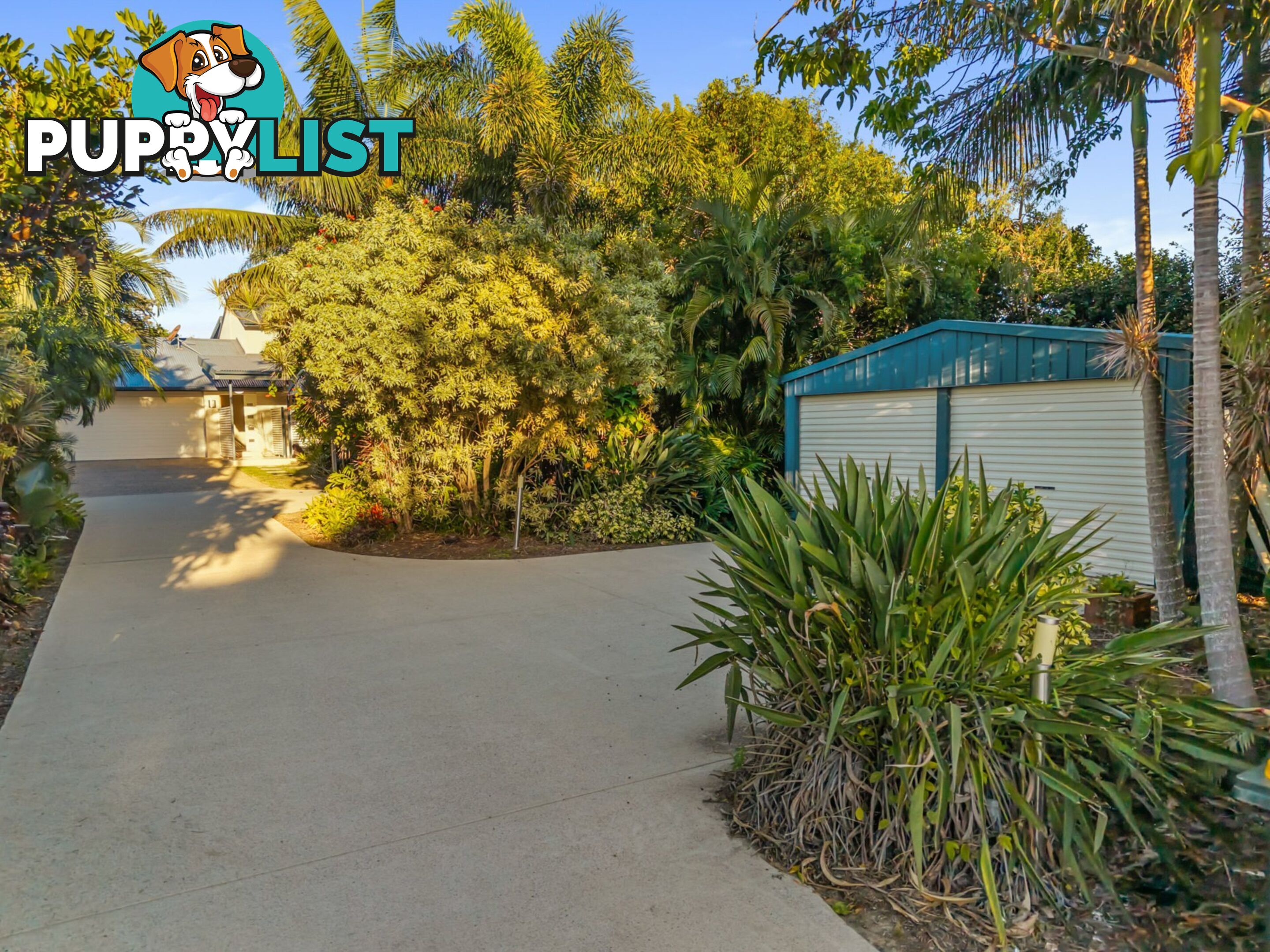 33 Biggs Avenue BEACHMERE QLD 4510