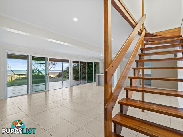 33 Biggs Avenue BEACHMERE QLD 4510