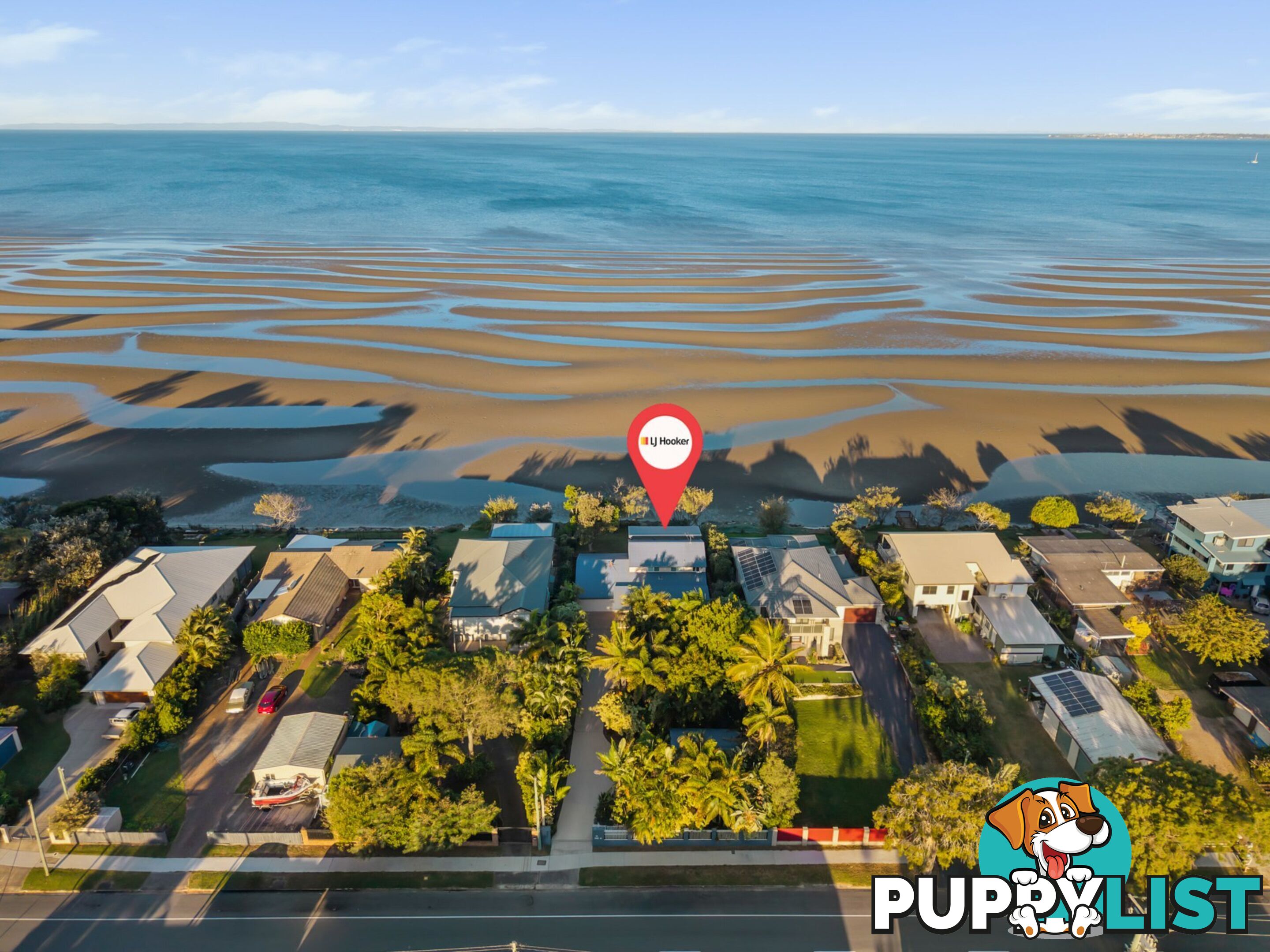 33 Biggs Avenue BEACHMERE QLD 4510