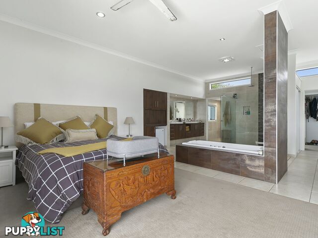 14 Raptor Parade BANKSIA BEACH QLD 4507