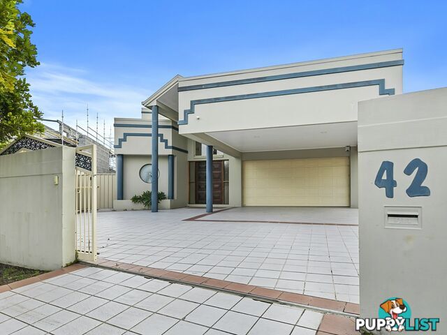 42 Tradewinds Drive BANKSIA BEACH QLD 4507