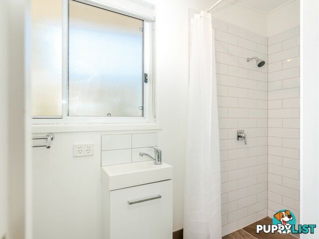 4 Beagle Avenue BANKSIA BEACH QLD 4507