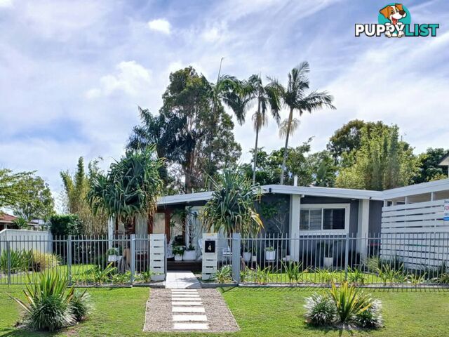 4 Beagle Avenue BANKSIA BEACH QLD 4507