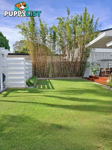 4 Beagle Avenue BANKSIA BEACH QLD 4507