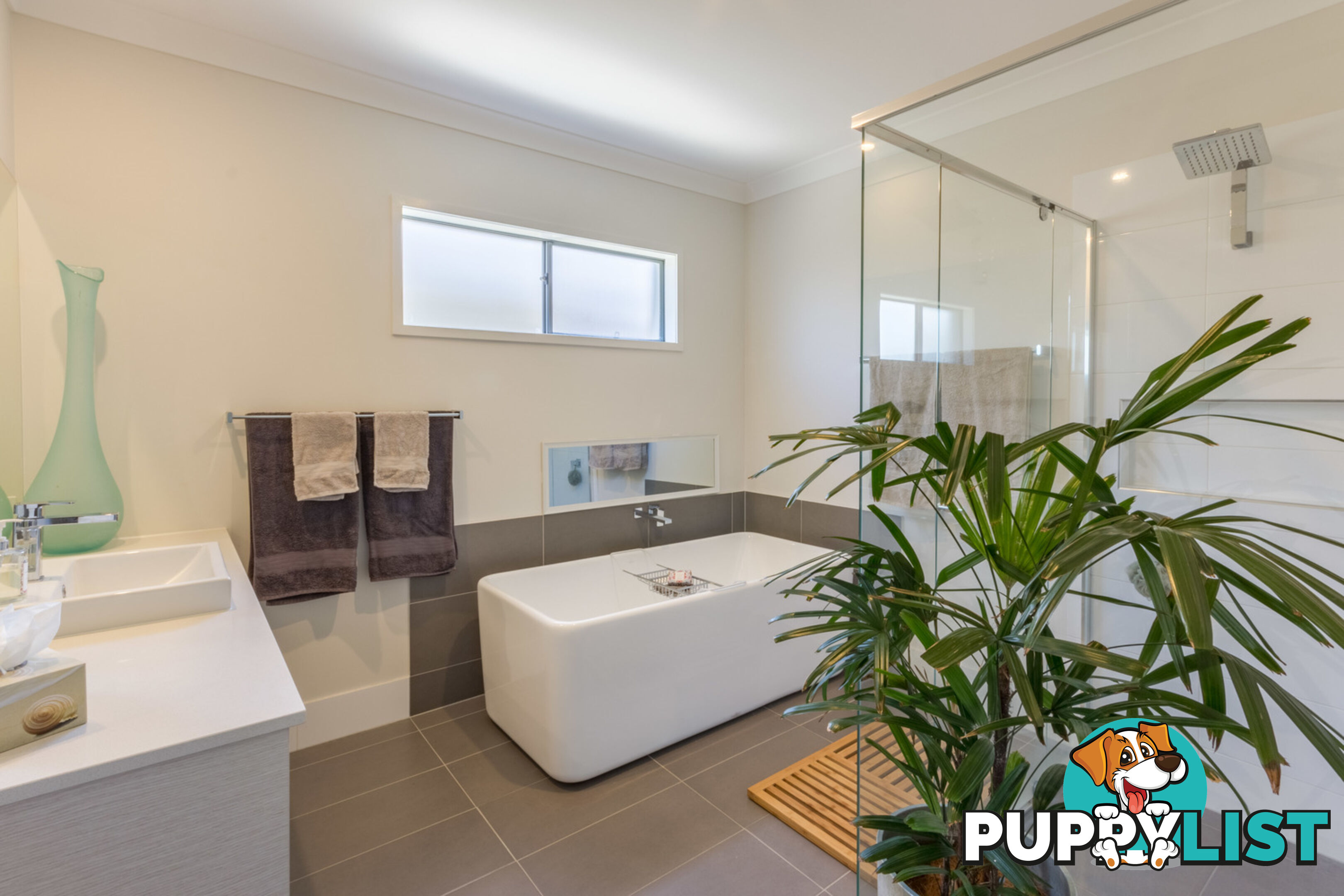 390 Casuarina Way Casuarina NSW 2487