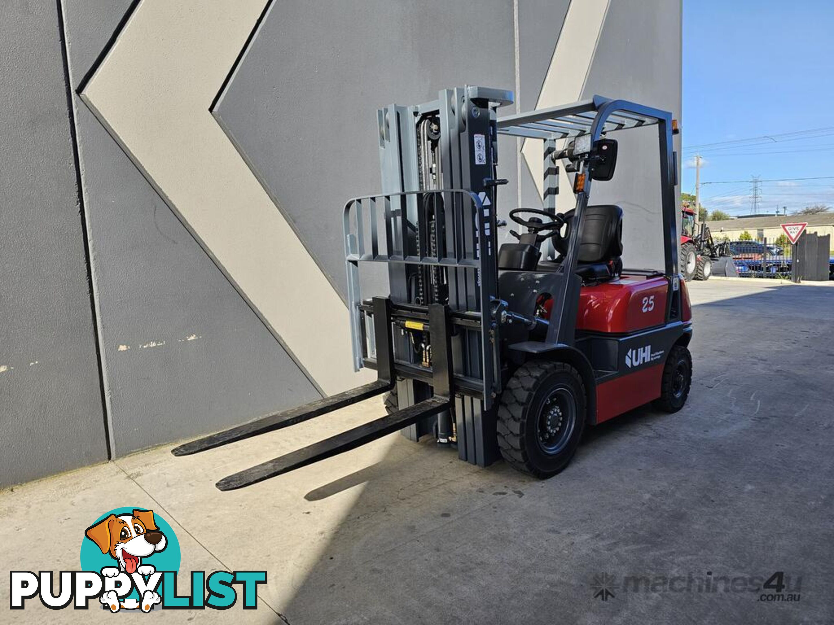 NEW UHI FD25, 2.5T DIESEL FORKLIFT WITH SIDE SHIFT (WA ONLY)