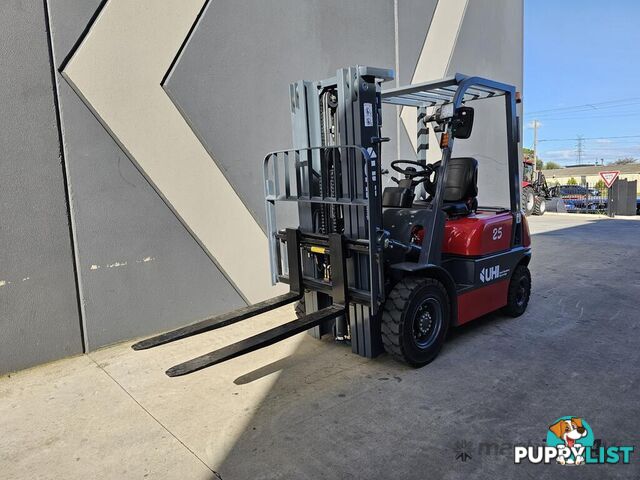 NEW UHI FD25, 2.5T DIESEL FORKLIFT WITH SIDE SHIFT (WA ONLY)