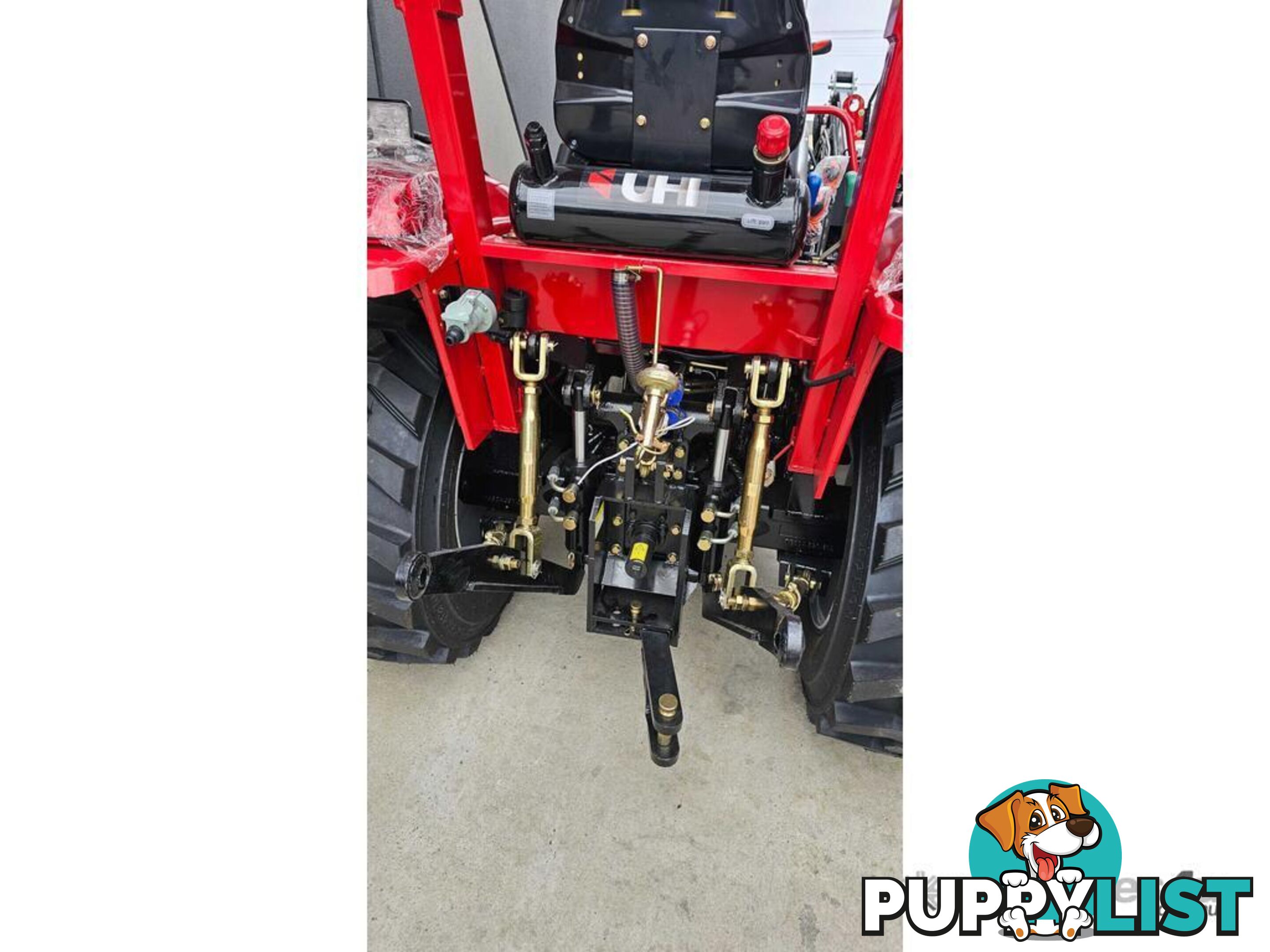 NEW UHI 35HP 4WD TRACTOR WITH 7 ATTACHMENTS (WA ONLY)