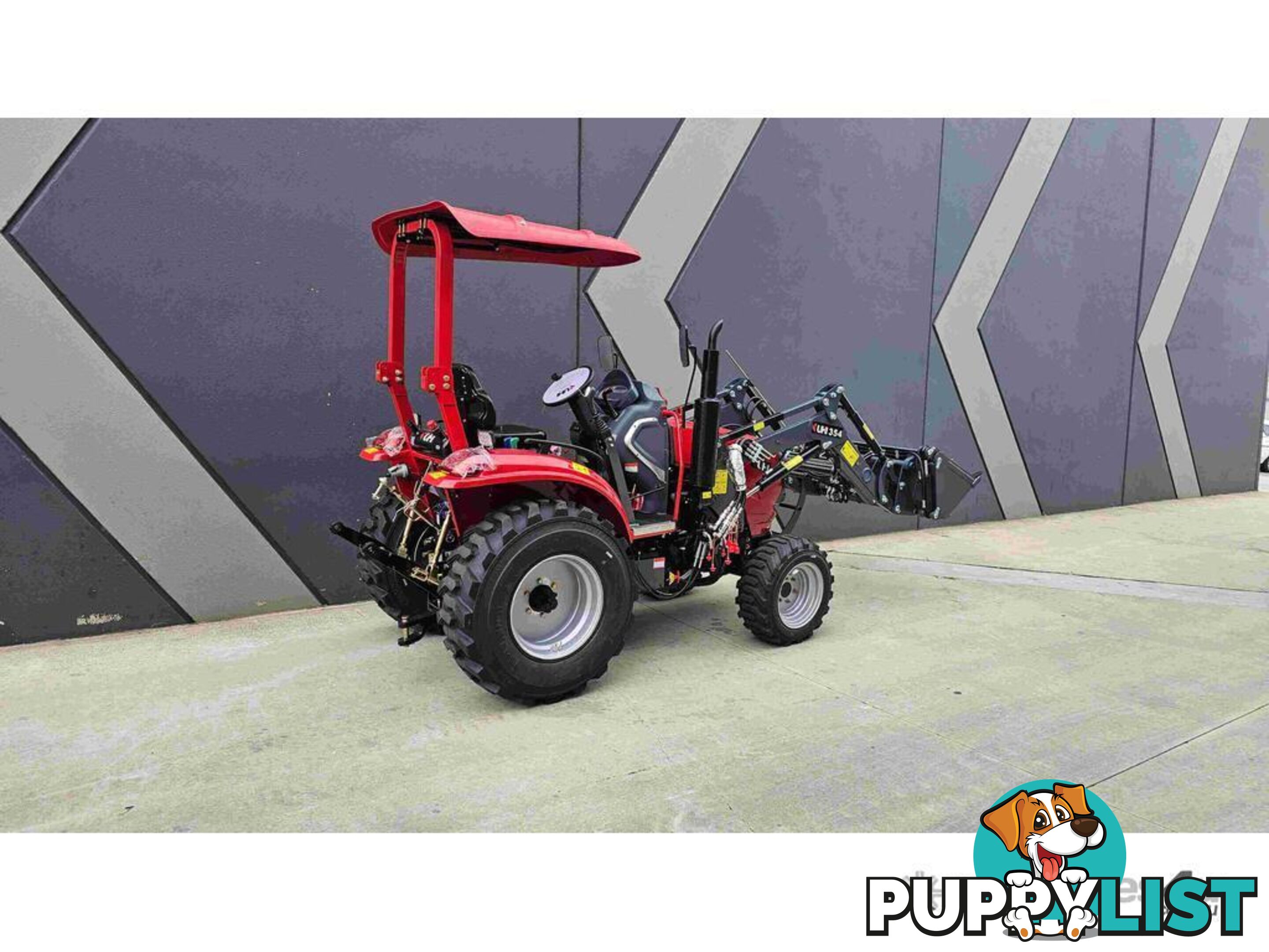 NEW UHI 35HP 4WD TRACTOR WITH 7 ATTACHMENTS (WA ONLY)