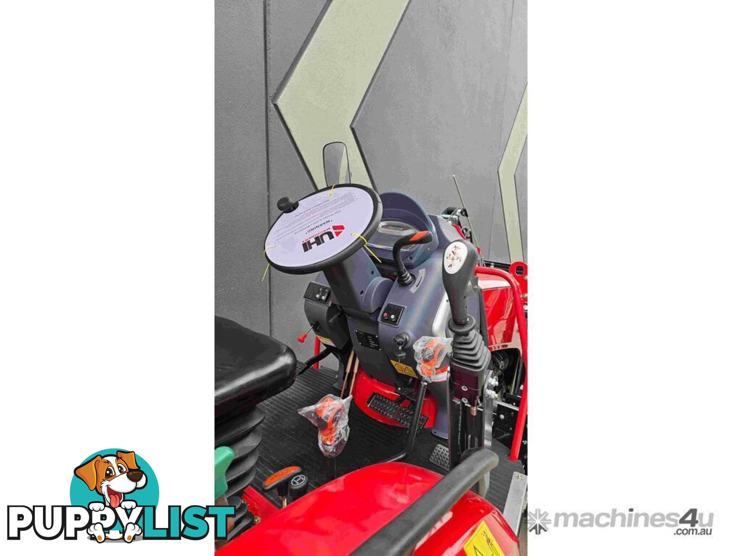 NEW UHI 35HP 4WD TRACTOR WITH 7 ATTACHMENTS (WA ONLY)