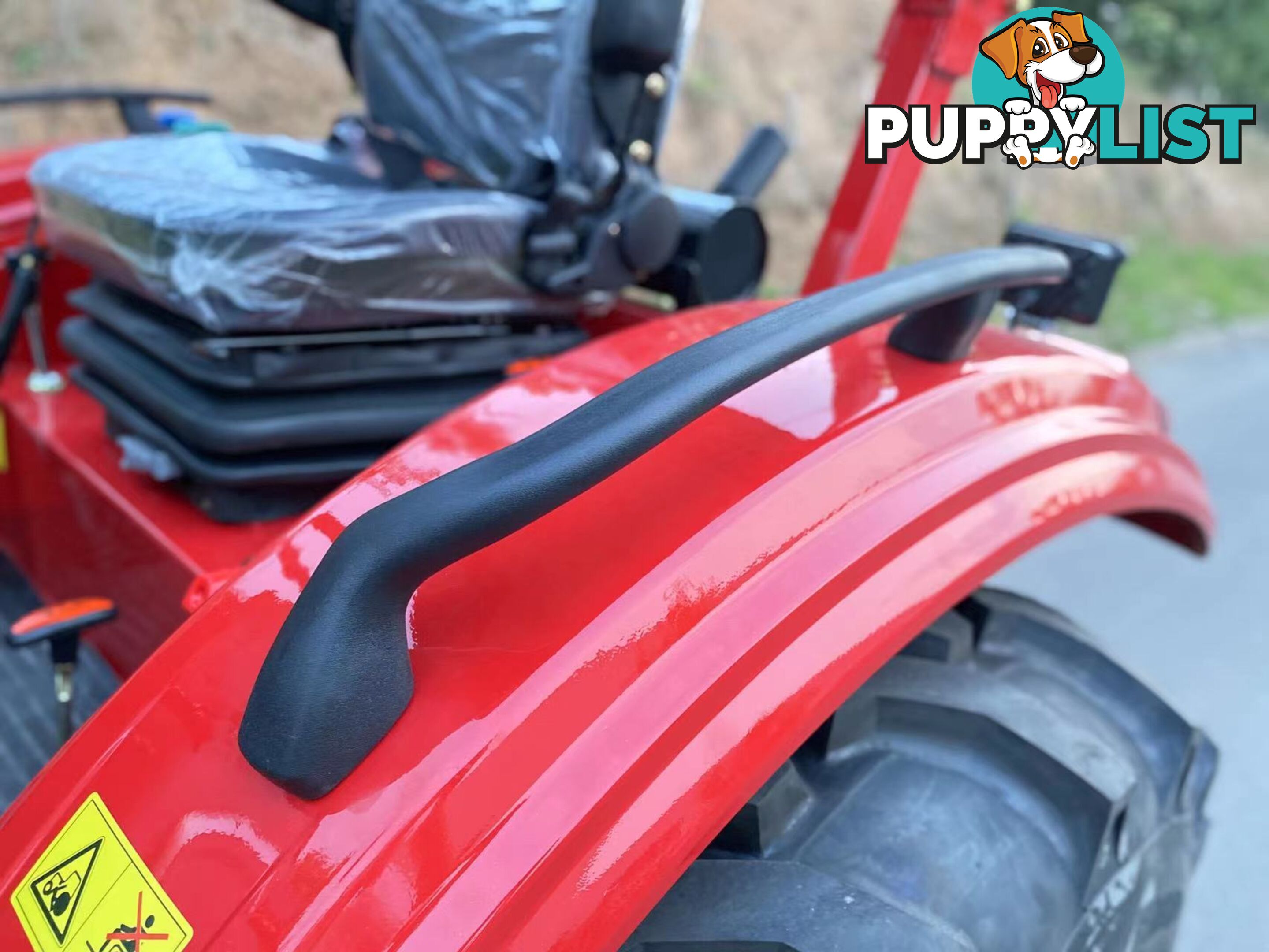 NEW UHI 55HP TRACTOR WITH 7 ATTACHMENTS, (WA ONLY)
