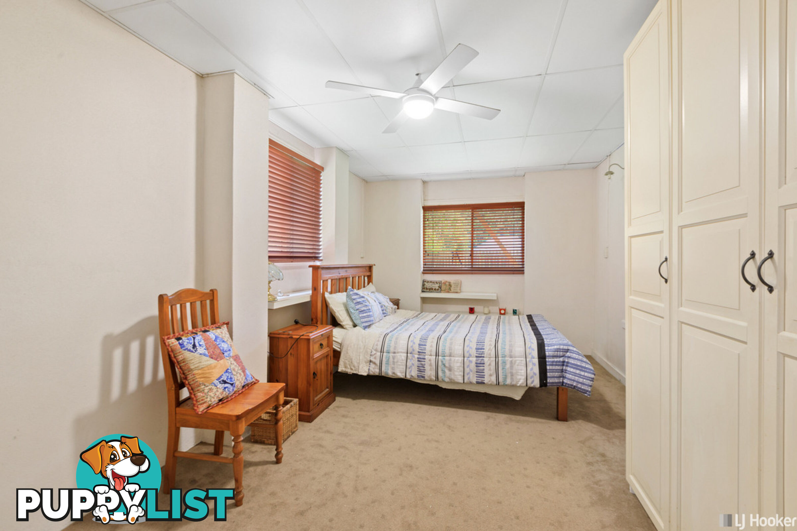 43 Birdwood Road HOLLAND PARK WEST QLD 4121