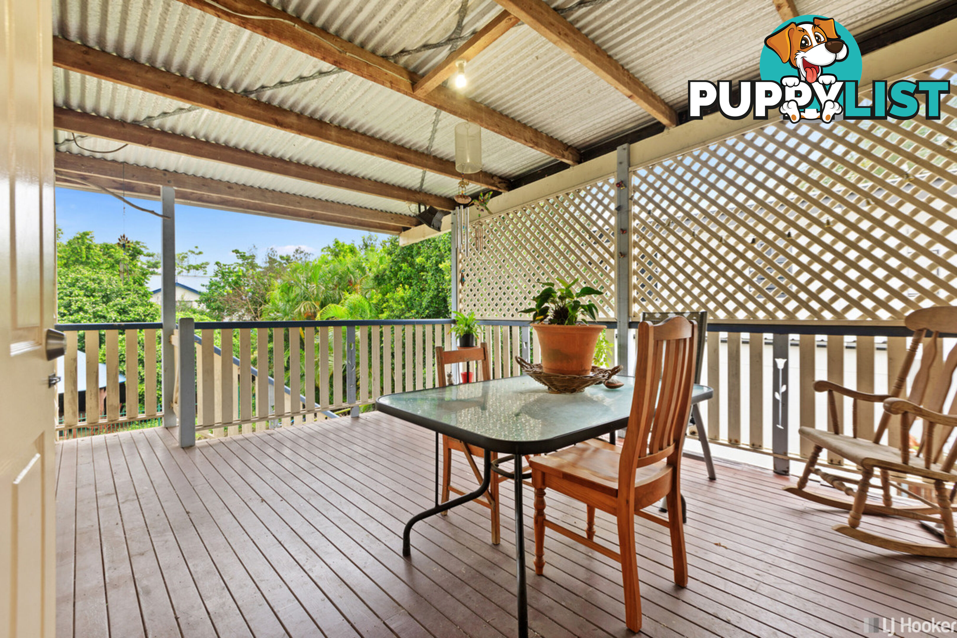 43 Birdwood Road HOLLAND PARK WEST QLD 4121