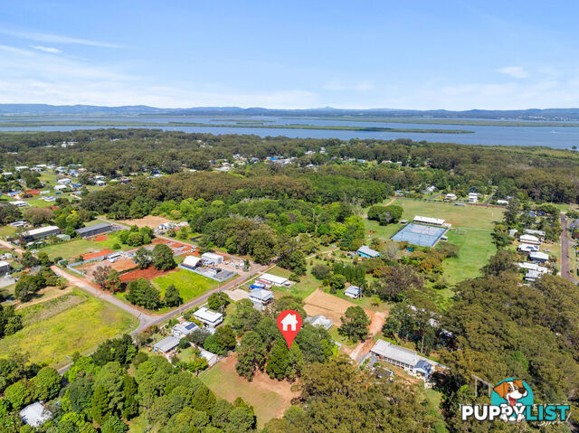 10-12 Nicholas Street RUSSELL ISLAND QLD 4184