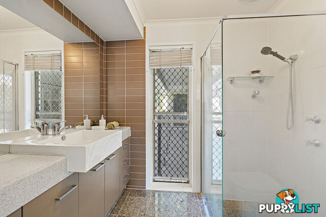 11 John Samuel Place ORMISTON QLD 4160