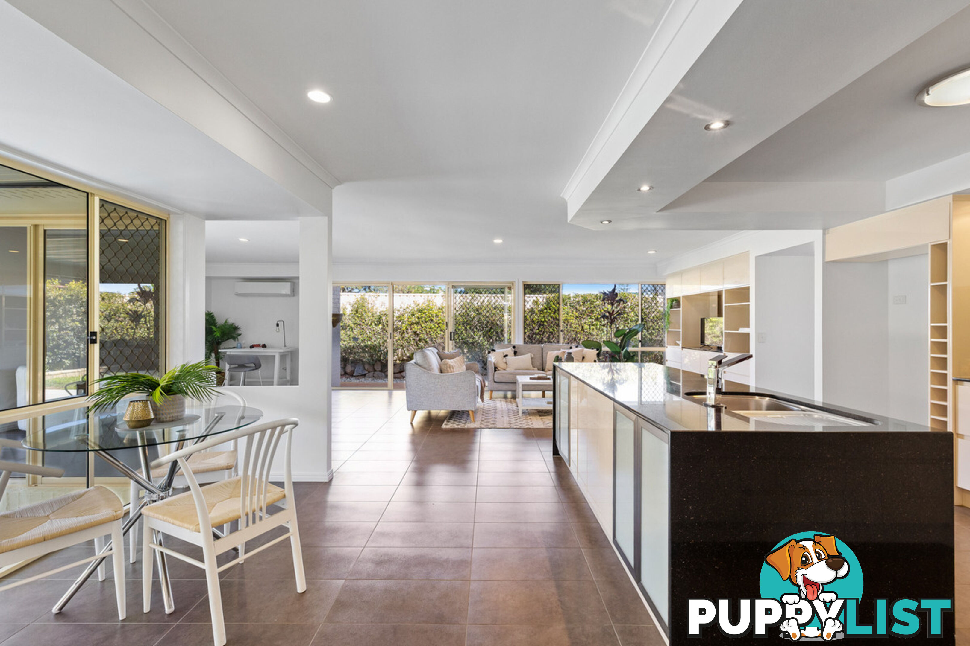 11 John Samuel Place ORMISTON QLD 4160