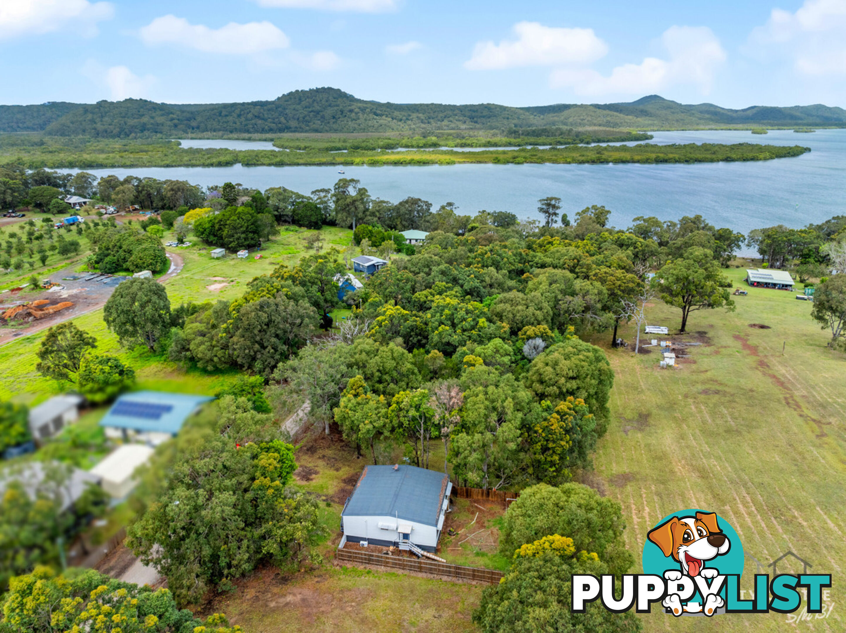 24 Carissa Street RUSSELL ISLAND QLD 4184