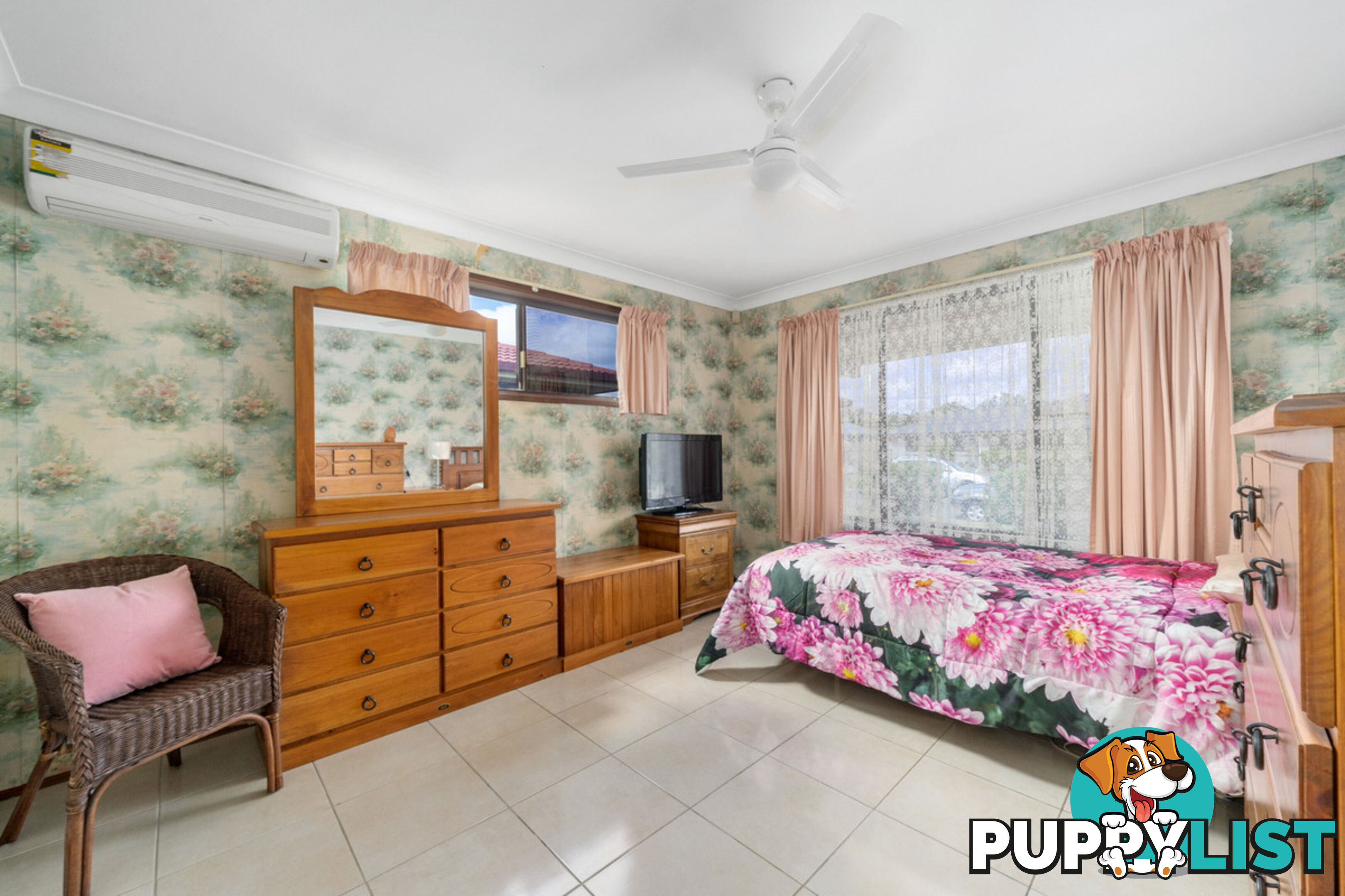 6 Glendevon Crescent MOUNT WARREN PARK QLD 4207