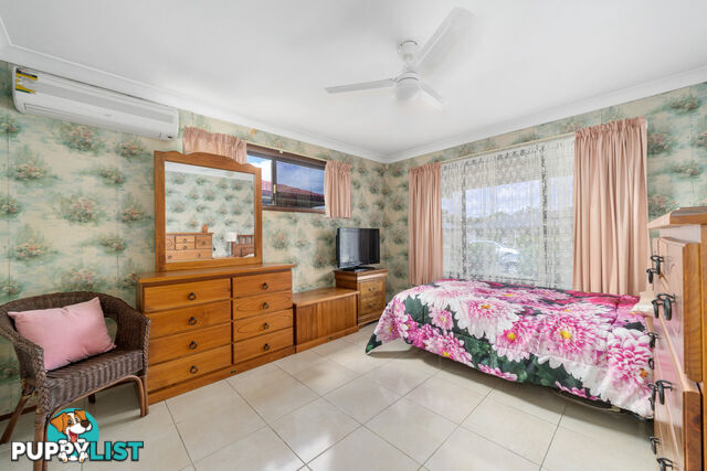 6 Glendevon Crescent MOUNT WARREN PARK QLD 4207