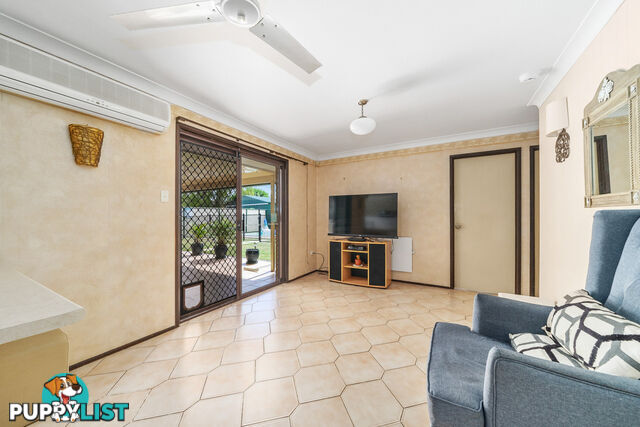 6 Glendevon Crescent MOUNT WARREN PARK QLD 4207