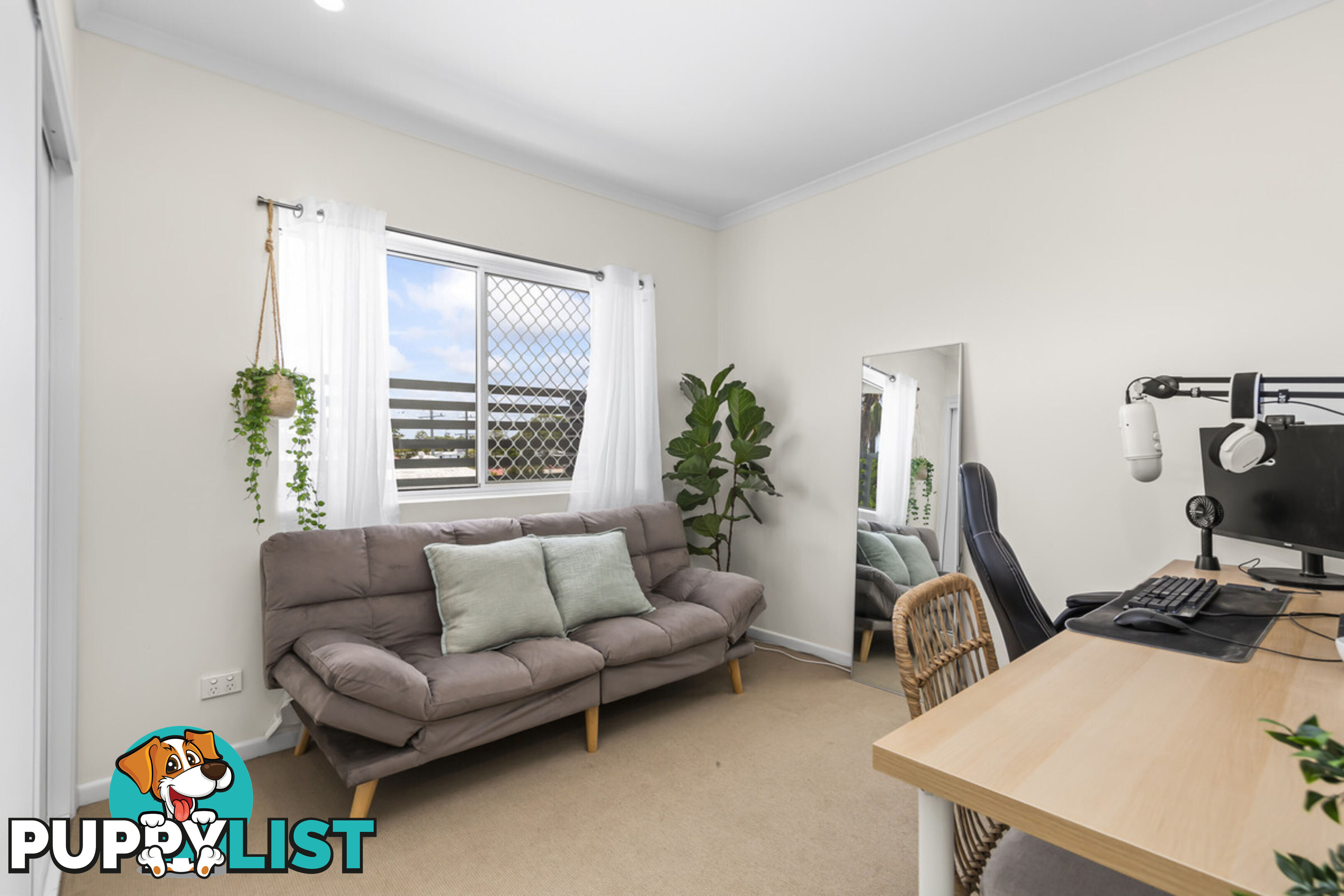 10/34 Emsworth Street WYNNUM QLD 4178