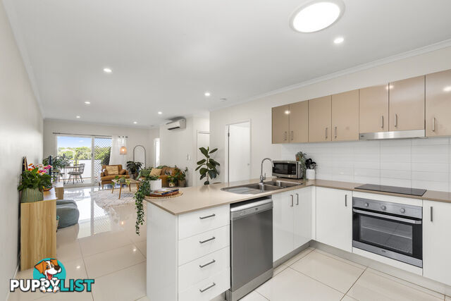 10/34 Emsworth Street WYNNUM QLD 4178