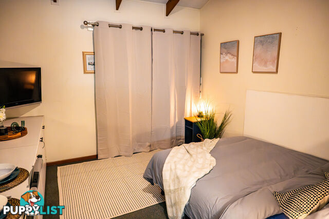 9/158 Greencamp Road WAKERLEY QLD 4154