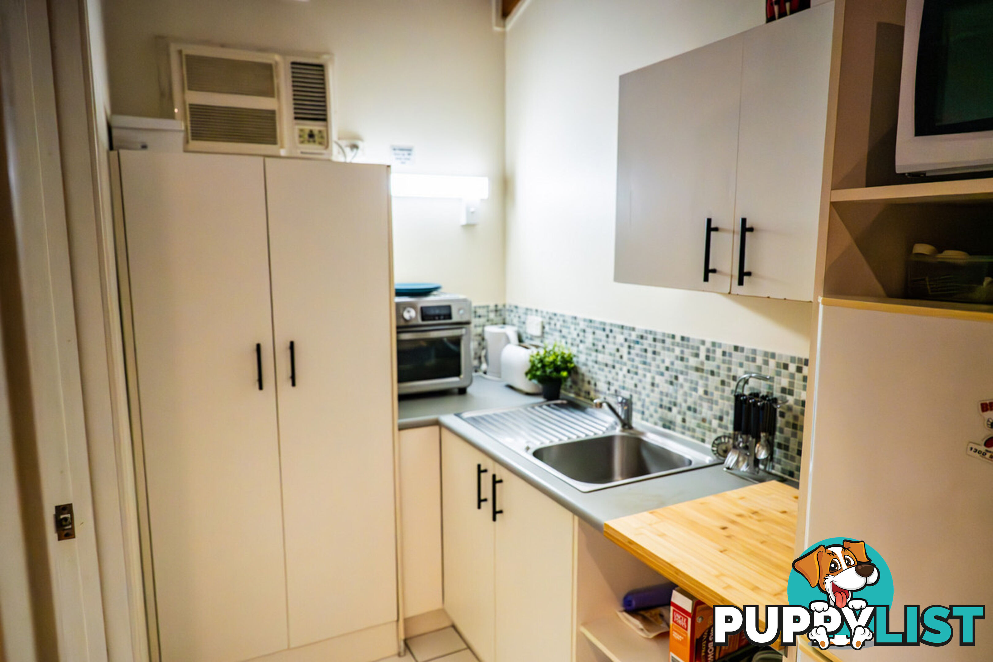 9/158 Greencamp Road WAKERLEY QLD 4154