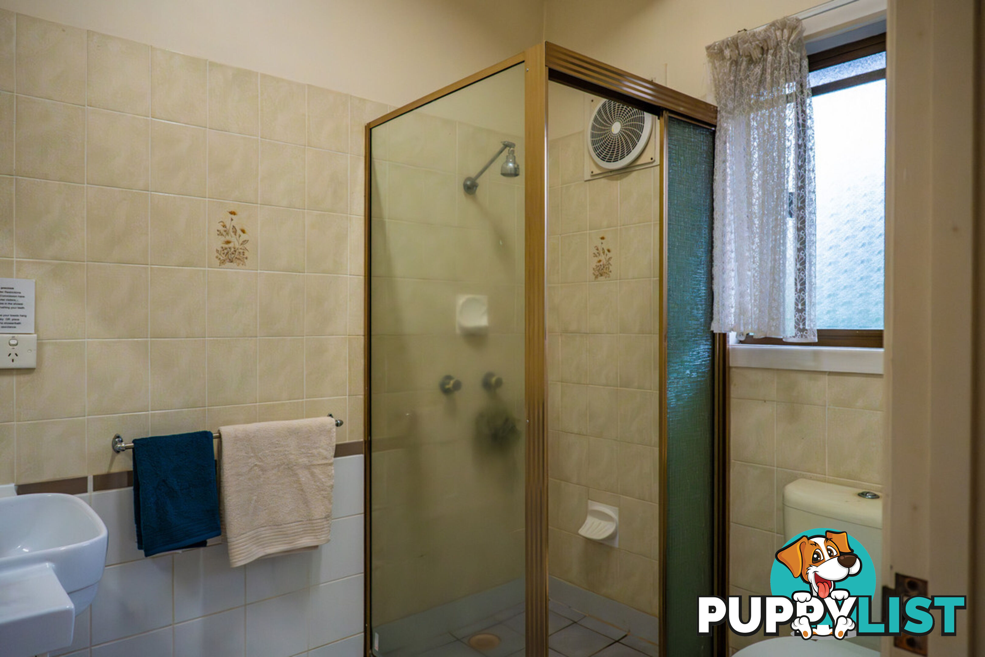 9/158 Greencamp Road WAKERLEY QLD 4154