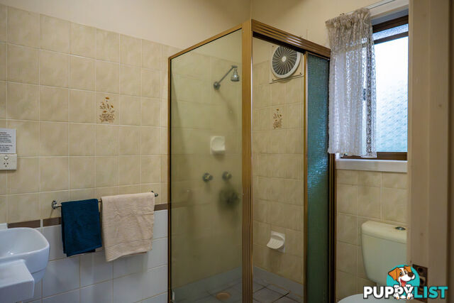 9/158 Greencamp Road WAKERLEY QLD 4154