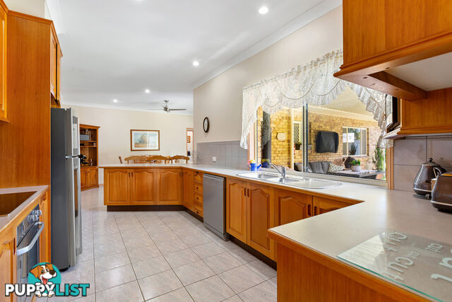 12 Turner Crescent WELLINGTON POINT QLD 4160