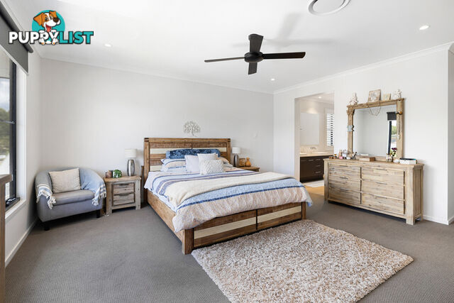 5 Moores Road REDLAND BAY QLD 4165