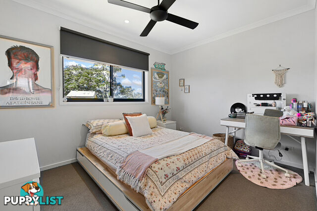 5 Moores Road REDLAND BAY QLD 4165