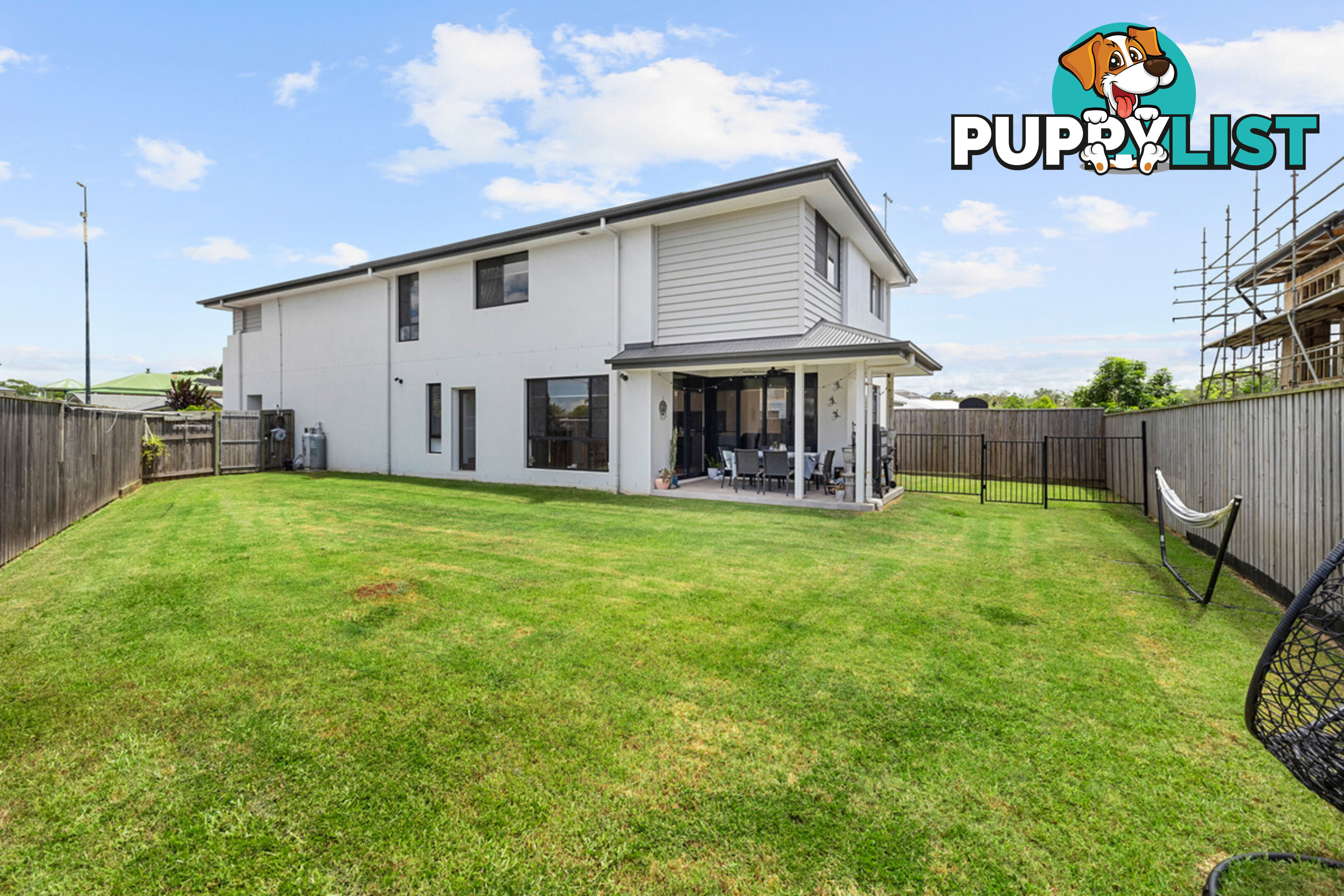 5 Moores Road REDLAND BAY QLD 4165