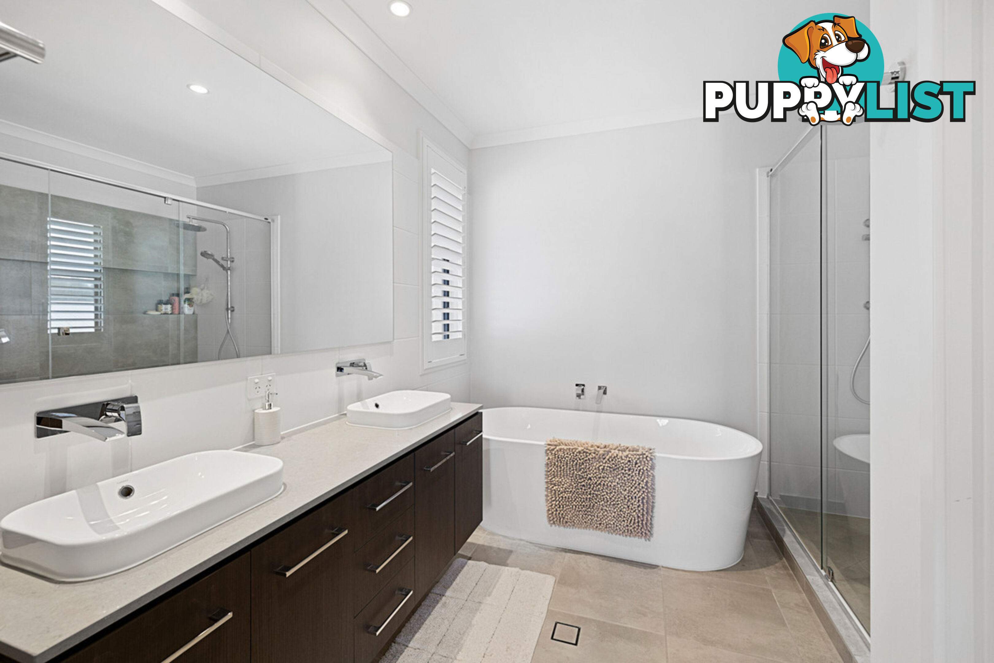 5 Moores Road REDLAND BAY QLD 4165
