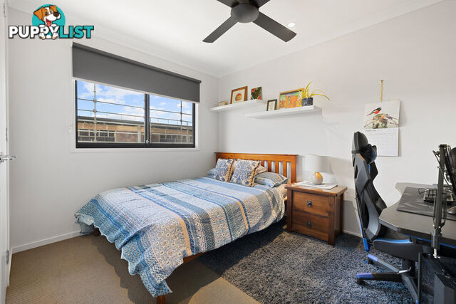 5 Moores Road REDLAND BAY QLD 4165