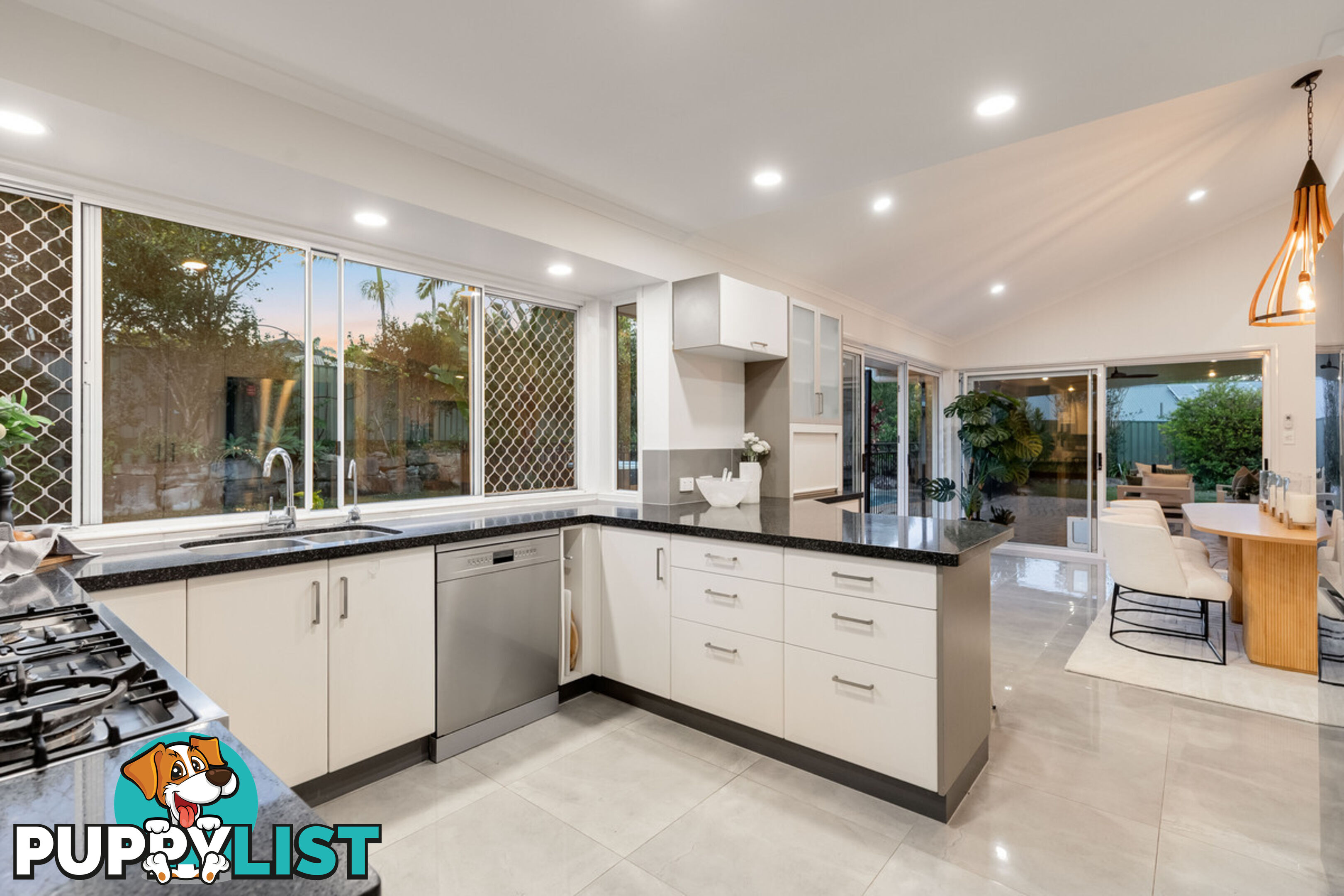 4 Maxted Court ALEXANDRA HILLS QLD 4161