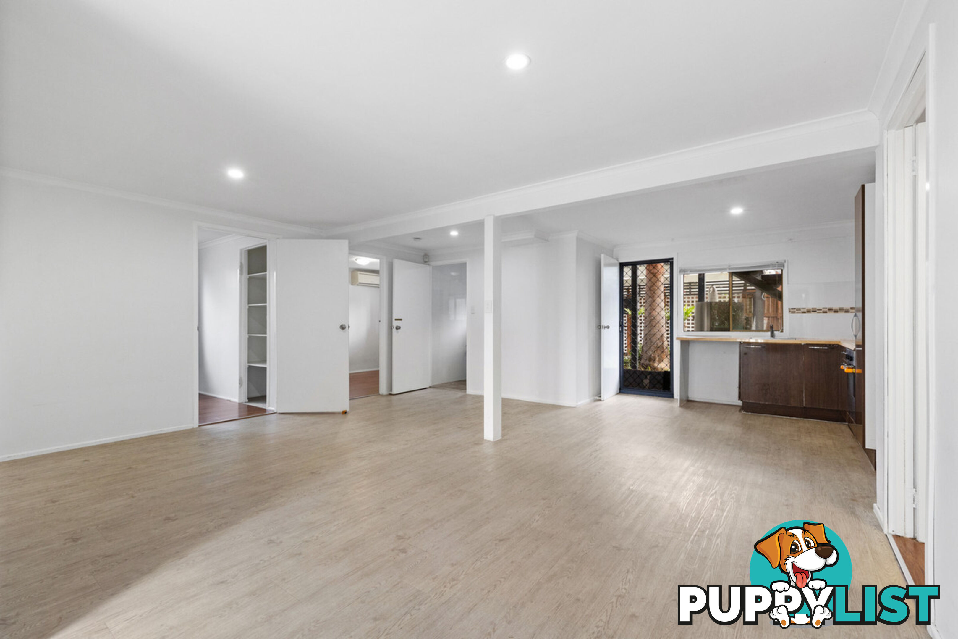 21 Heffernan Road ALEXANDRA HILLS QLD 4161