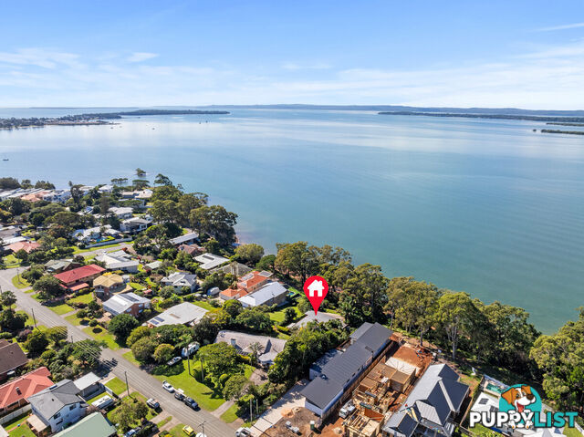 88 Broadwater Terrace REDLAND BAY QLD 4165