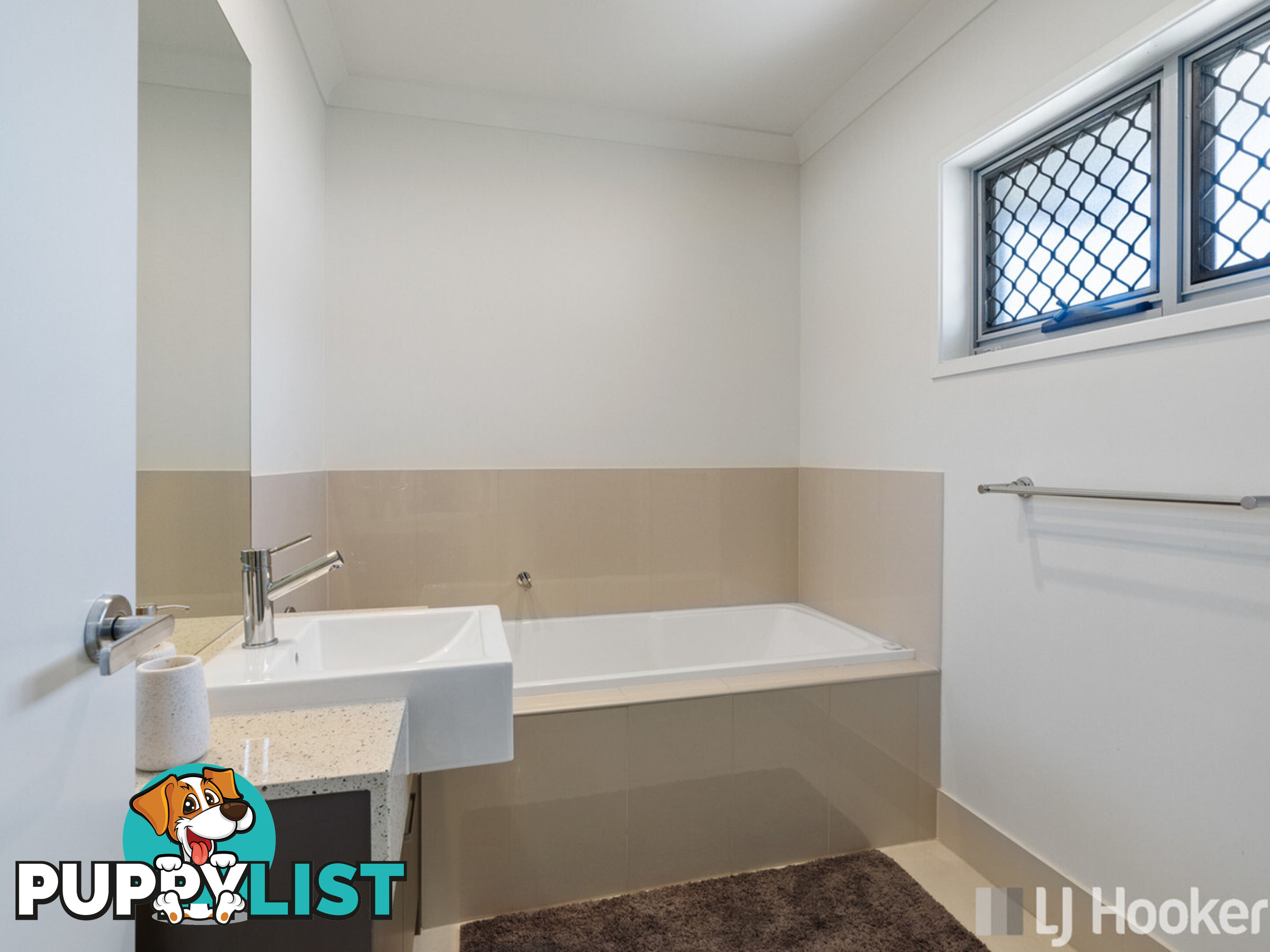 15 Mapleton Crescent CAPALABA QLD 4157