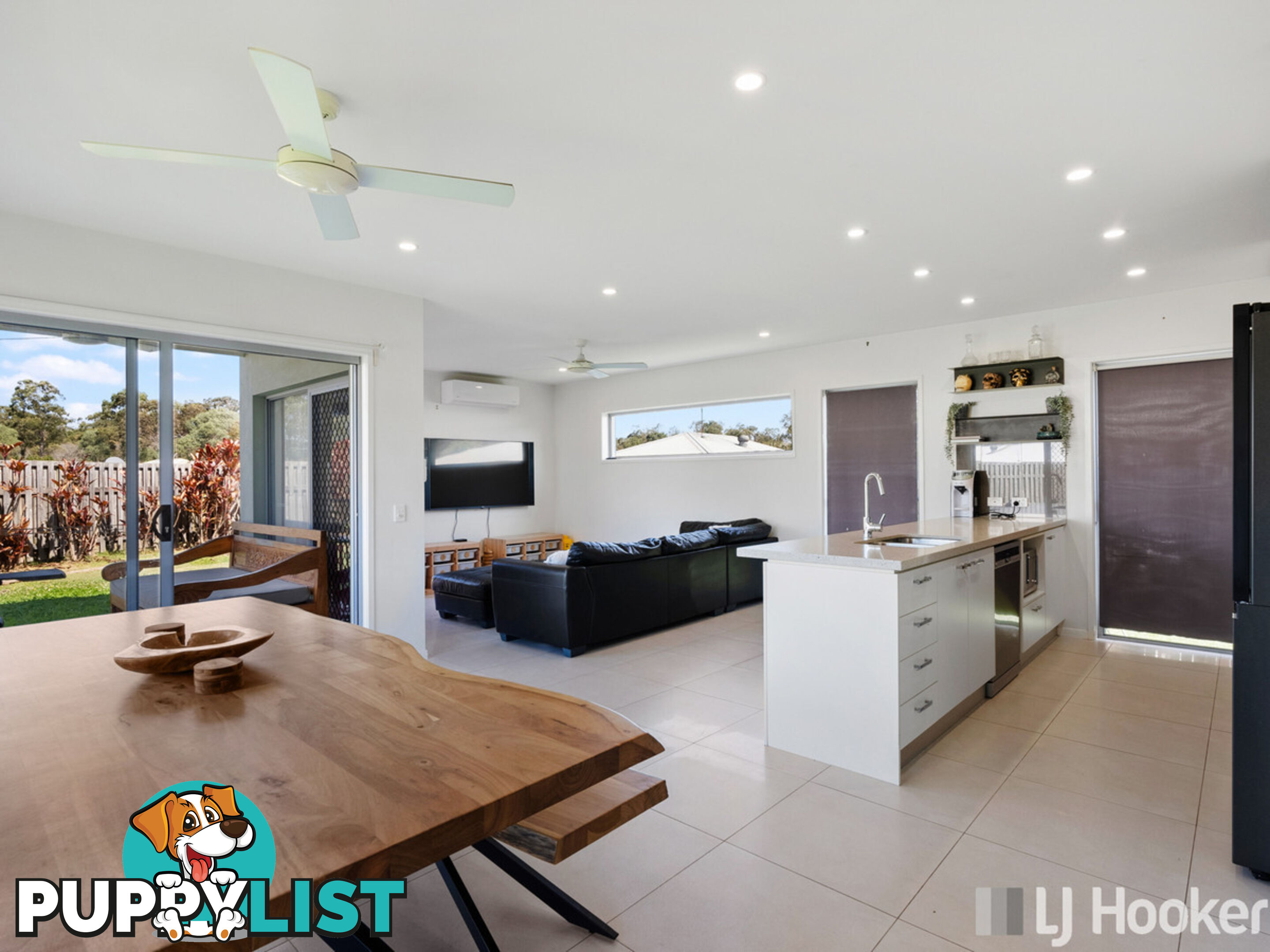 15 Mapleton Crescent CAPALABA QLD 4157